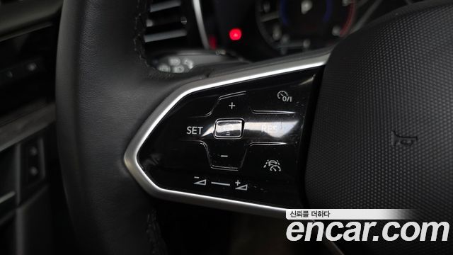 Volkswagen Touareg (III) 3.0 TDI Premium 2023 — фото 29
