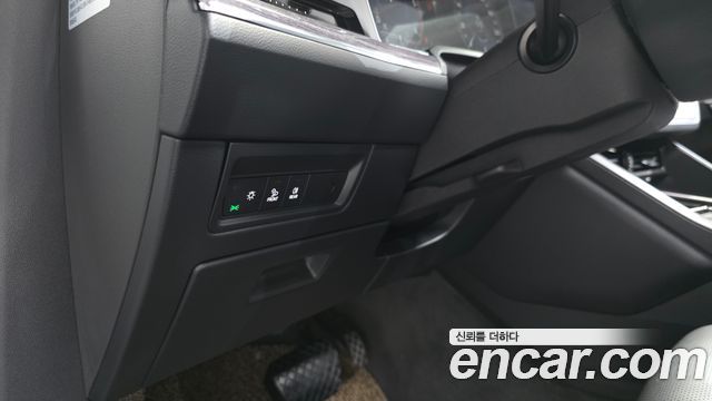 Volkswagen Touareg (III) 3.0 TDI Premium 2023 — фото 34