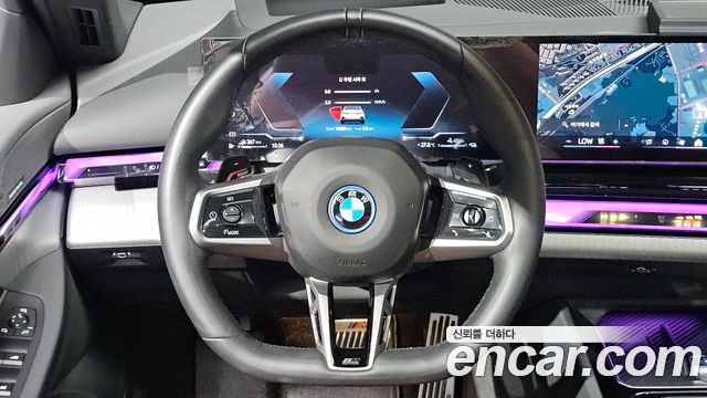 BMW 5 Series (G60) 530e M Sport 2024 — фото 11