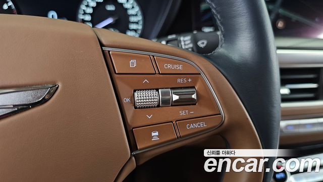 Genesis G90 5.0 AWD Limousine Prestige 2020 — фото 18