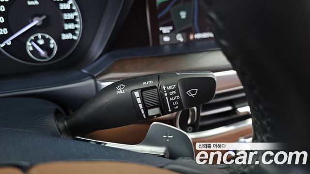 Genesis G90 5.0 AWD Limousine Prestige 2020 — фото 29