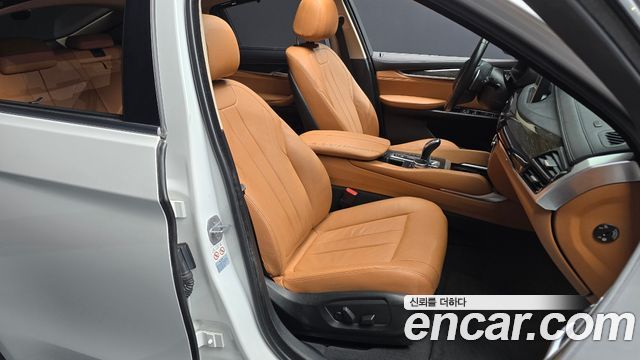 BMW X6 (F16) xDrive 30d 2018 — фото 12