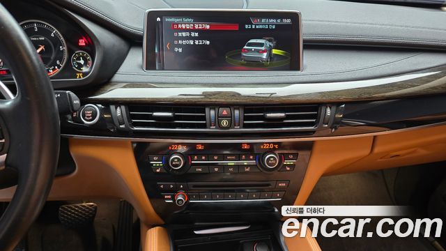 BMW X6 (F16) xDrive 30d 2018 — фото 14