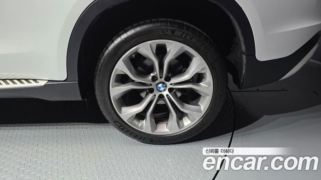 BMW X6 (F16) xDrive 30d 2018 — фото 21