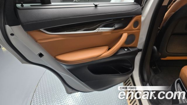 BMW X6 (F16) xDrive 30d 2018 — фото 25