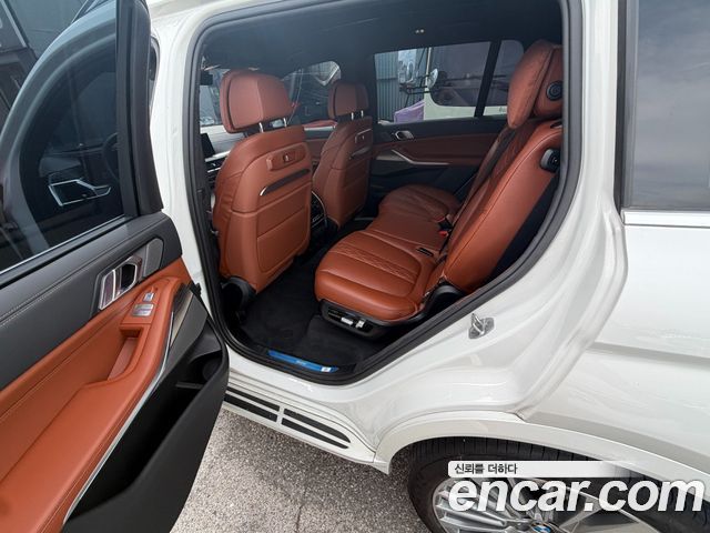 BMW X7 (G07) xDrive 40d Design Pure Excellence 7-Seater 2025 — фото 8