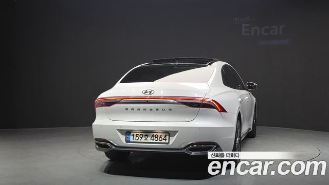 Hyundai Grandeur (IG) 2.5 Le Blanc 2023 — фото 4