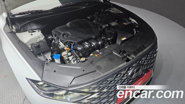 Hyundai Grandeur (IG) 2.5 Le Blanc 2023 — фото 6
