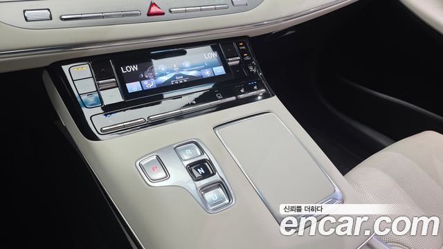 Hyundai Grandeur (IG) 2.5 Le Blanc 2023 — фото 9