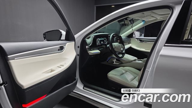 Hyundai Grandeur (IG) 2.5 Le Blanc 2023 — фото 10