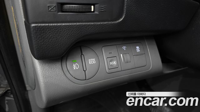 Hyundai Grand Starex Freezer car 2020 — фото 21