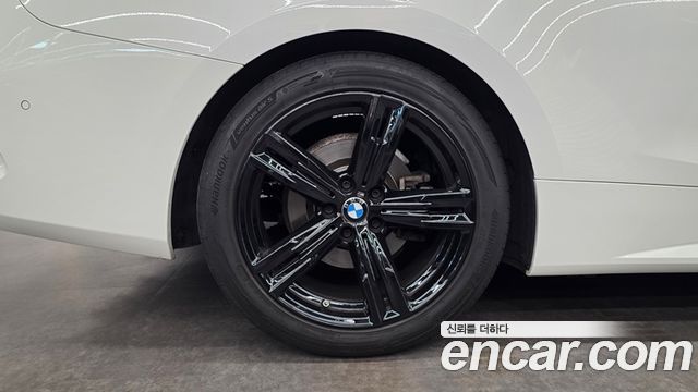 BMW 4 Series (G22) 420i M Sport Performance Coupe 2022 — фото 5