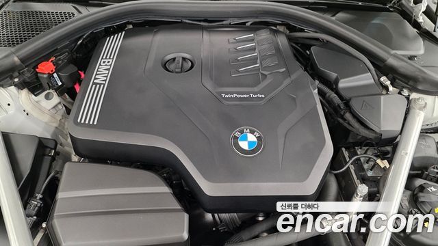 BMW 4 Series (G22) 420i M Sport Performance Coupe 2022 — фото 6