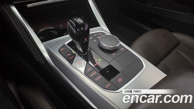 BMW 4 Series (G22) 420i M Sport Performance Coupe 2022 — фото 9