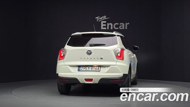 KG Mobility (SsangYong) Tivoli Diesel LX 2WD 2016 — фото 4