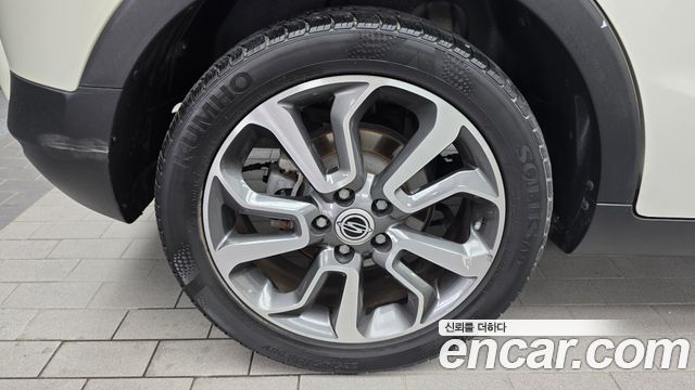 KG Mobility (SsangYong) Tivoli Diesel LX 2WD 2016 — фото 5