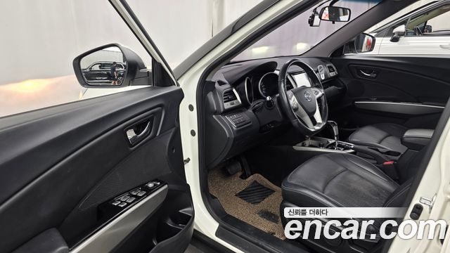 KG Mobility (SsangYong) Tivoli Diesel LX 2WD 2016 — фото 10