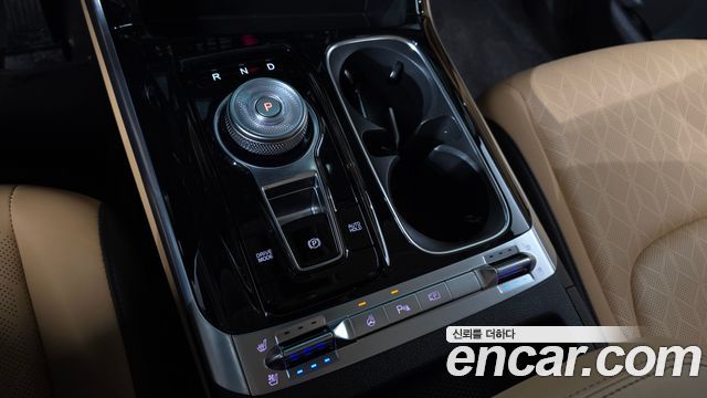 Kia Carnival (IV) Gasoline 9-Seater Noblesse 2023 — фото 9