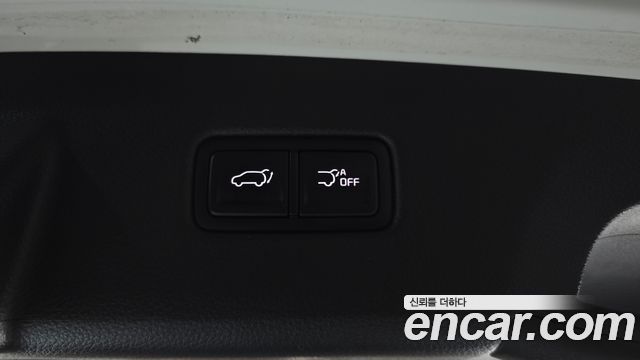 Kia Carnival (IV) Gasoline 9-Seater Noblesse 2023 — фото 17