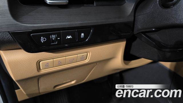 Kia Carnival (IV) Gasoline 9-Seater Noblesse 2023 — фото 20
