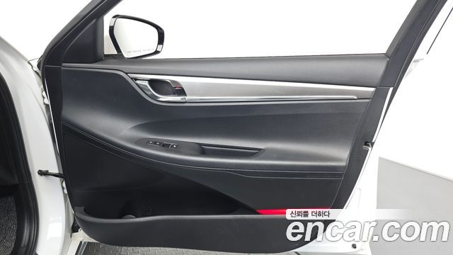 Hyundai Grandeur (IG) 2.5 Premium Choice 2020 — фото 24