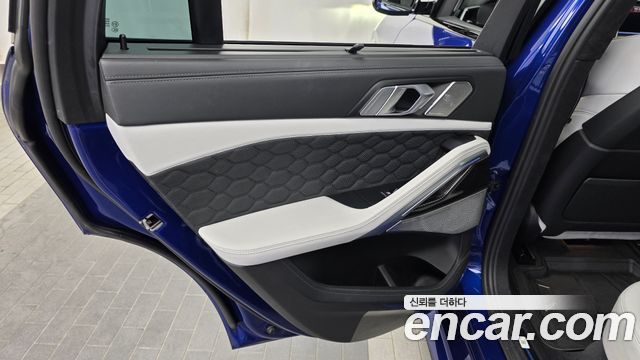 BMW X6M (G06) 4.4 Competition 2021 — фото 25
