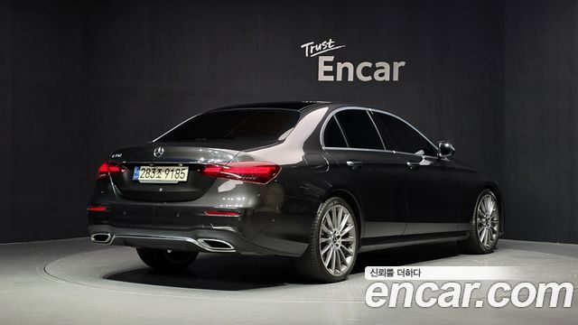 Mercedes-Benz E-Class (W213) E350 4MATIC AMG Line 2021 — фото 2