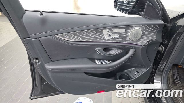 Mercedes-Benz E-Class (W213) E350 4MATIC AMG Line 2021 — фото 24