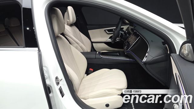 Mercedes-Benz E-Class (W214) E200 AMG Line 2026 — фото 11