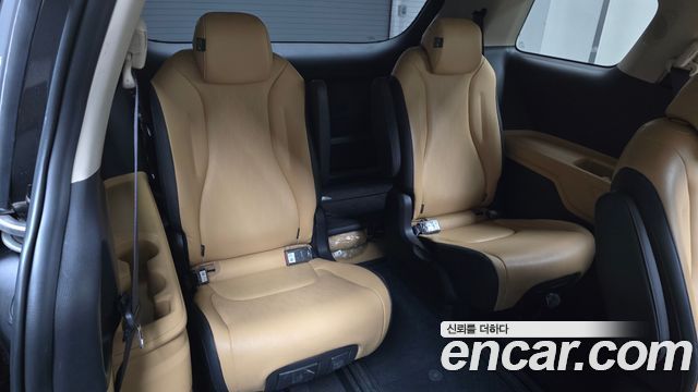 Kia Carnival (IV) Diesel 9-Seater Prestige 2023 — фото 13