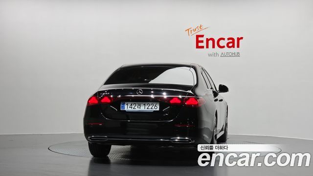 Mercedes-Benz E-Class (W214) E200 Avantgarde 2025 — фото 4
