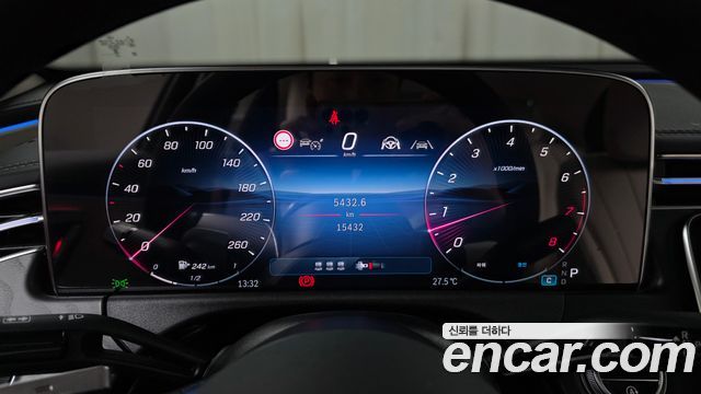 Mercedes-Benz E-Class (W214) E200 Avantgarde 2025 — фото 8