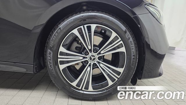 Mercedes-Benz E-Class (W214) E200 Avantgarde 2025 — фото 21