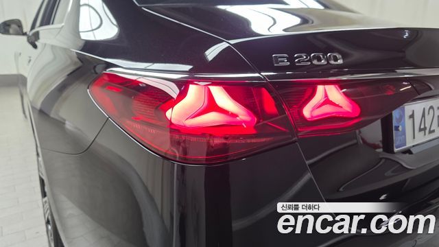 Mercedes-Benz E-Class (W214) E200 Avantgarde 2025 — фото 23