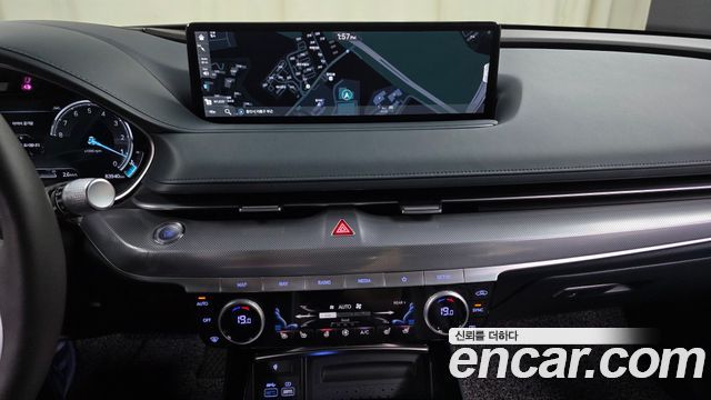 Genesis G80 (RG3) Gasoline 2.5 Turbo AWD 2022 — фото 13