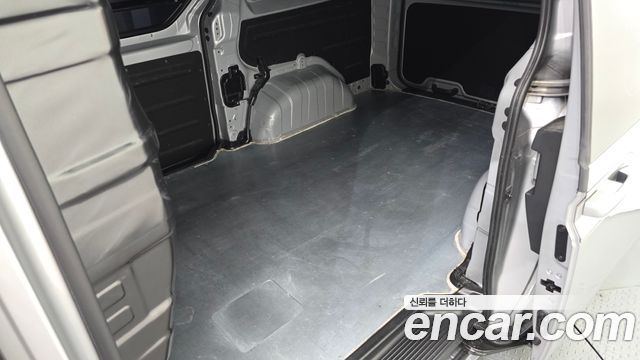 Hyundai Staria Cargo 3-Seater Modern 2022 — фото 11