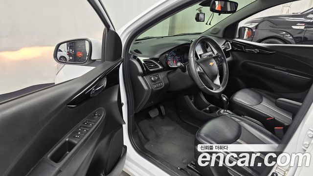 Chevrolet Spark Premier 2019 — фото 10