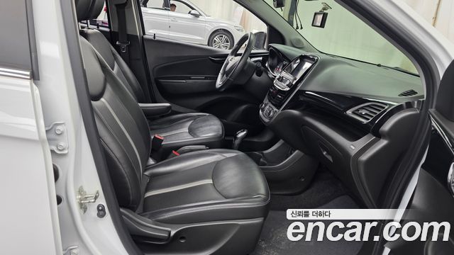 Chevrolet Spark Premier 2019 — фото 26