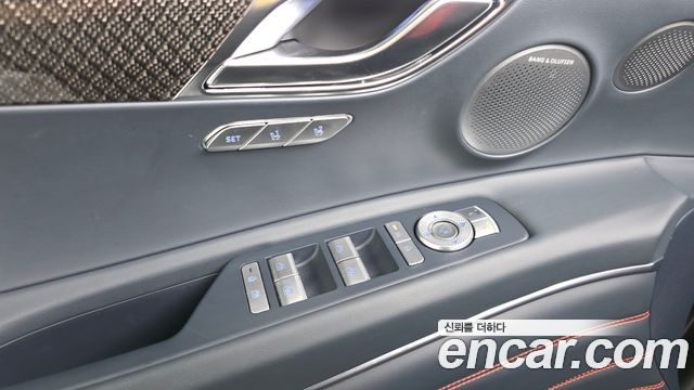 Genesis GV80 Coupe 2.5T Gasoline AWD 2024 — фото 37