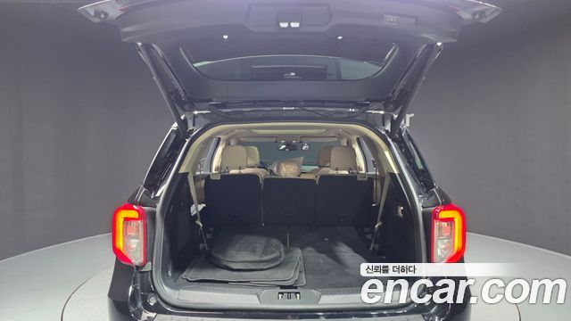 Ford Explorer (VI) 3.0 PHEV 2021 — фото 20