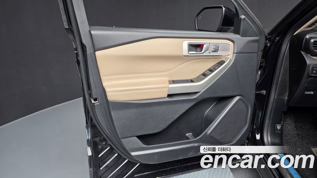 Ford Explorer (VI) 3.0 PHEV 2021 — фото 24