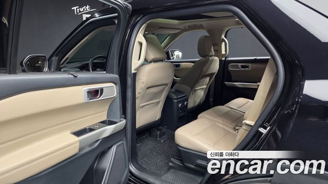 Ford Explorer (VI) 3.0 PHEV 2021 — фото 26