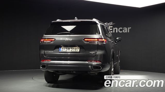Jeep Grand Cherokee (WL) L 3.6 Summit Reserve 2023 — фото 4