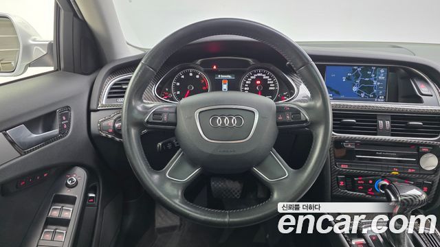 Audi A4 2.0 TFSI Quattro Dynamic B8 2013 — фото 13