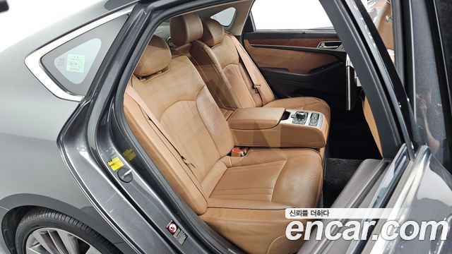 Genesis G80 3.3 GDI AWD Prestige 2019 — фото 11