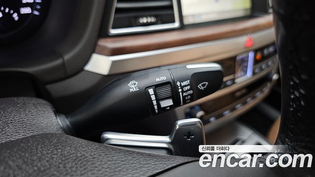 Genesis G80 3.3 GDI AWD Prestige 2019 — фото 32