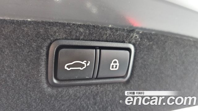 Genesis G80 3.3 GDI AWD Prestige 2019 — фото 37