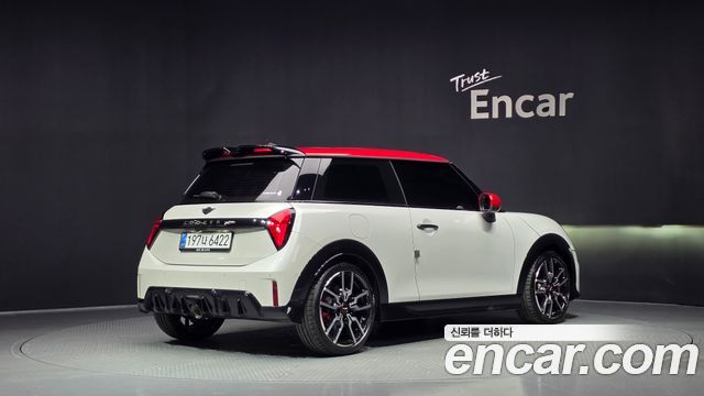 MINI Cooper S (IV) JCW 2025 — фото 2