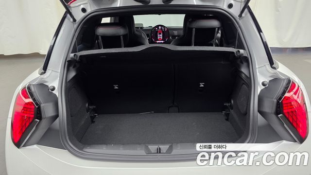 MINI Cooper S (IV) JCW 2025 — фото 20