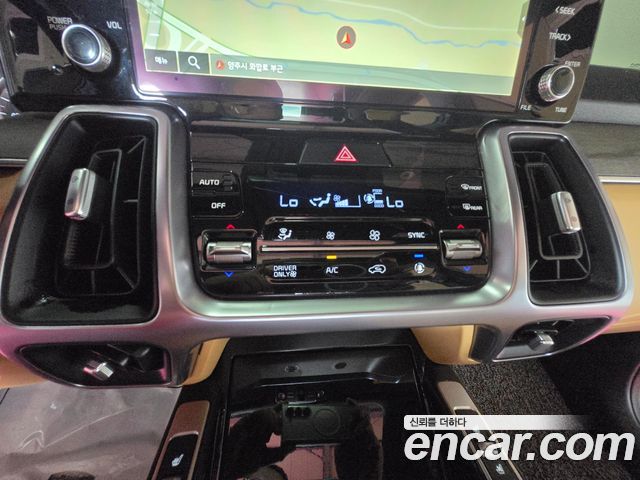 Kia Sorento (IV) HEV 1.6 4WD Prestige 2023 — фото 16
